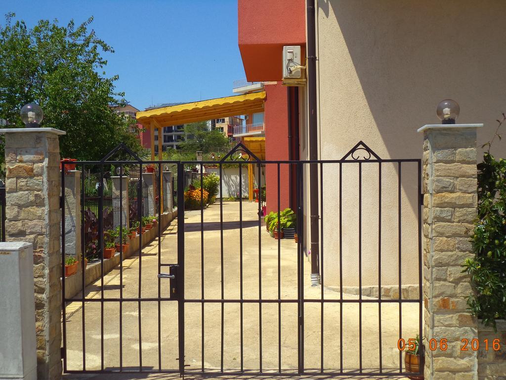 Sveti Georgi Guest House Sozopol Exterior foto